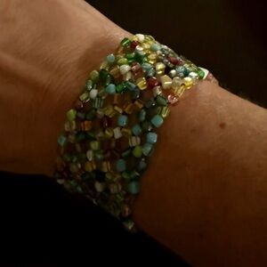 Elegant Multicolor Beaded Stretch Bracelet